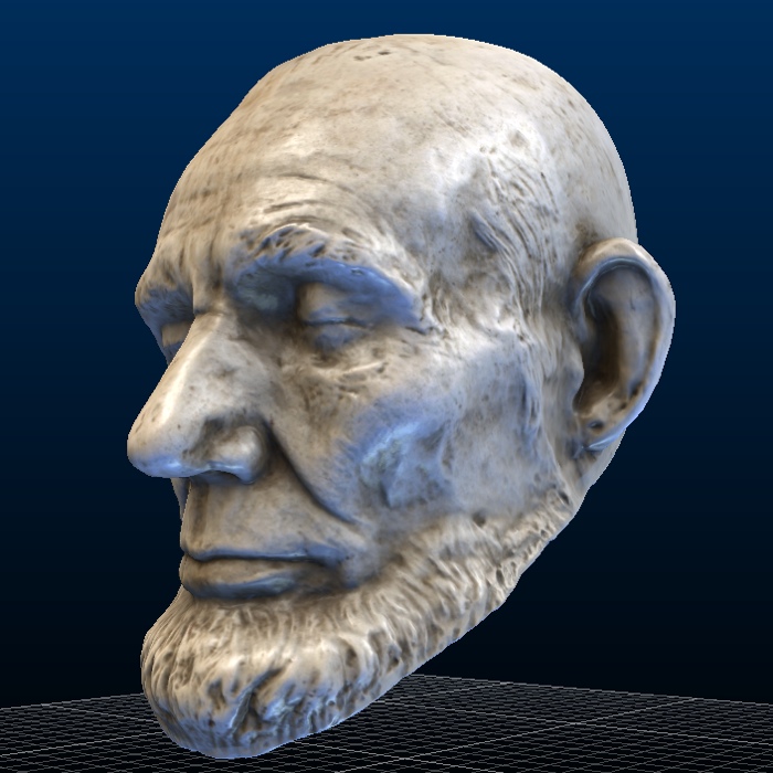 Visualizza e stampa i reperti storici in 3D con Stmithsonian X 3D icon 700