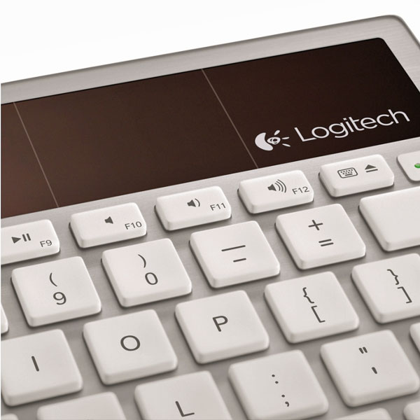 Logitech Wireless Solar K760, tastiera Bluetooth e solare per Mac, iPhone e iPad: solo 40 euro
