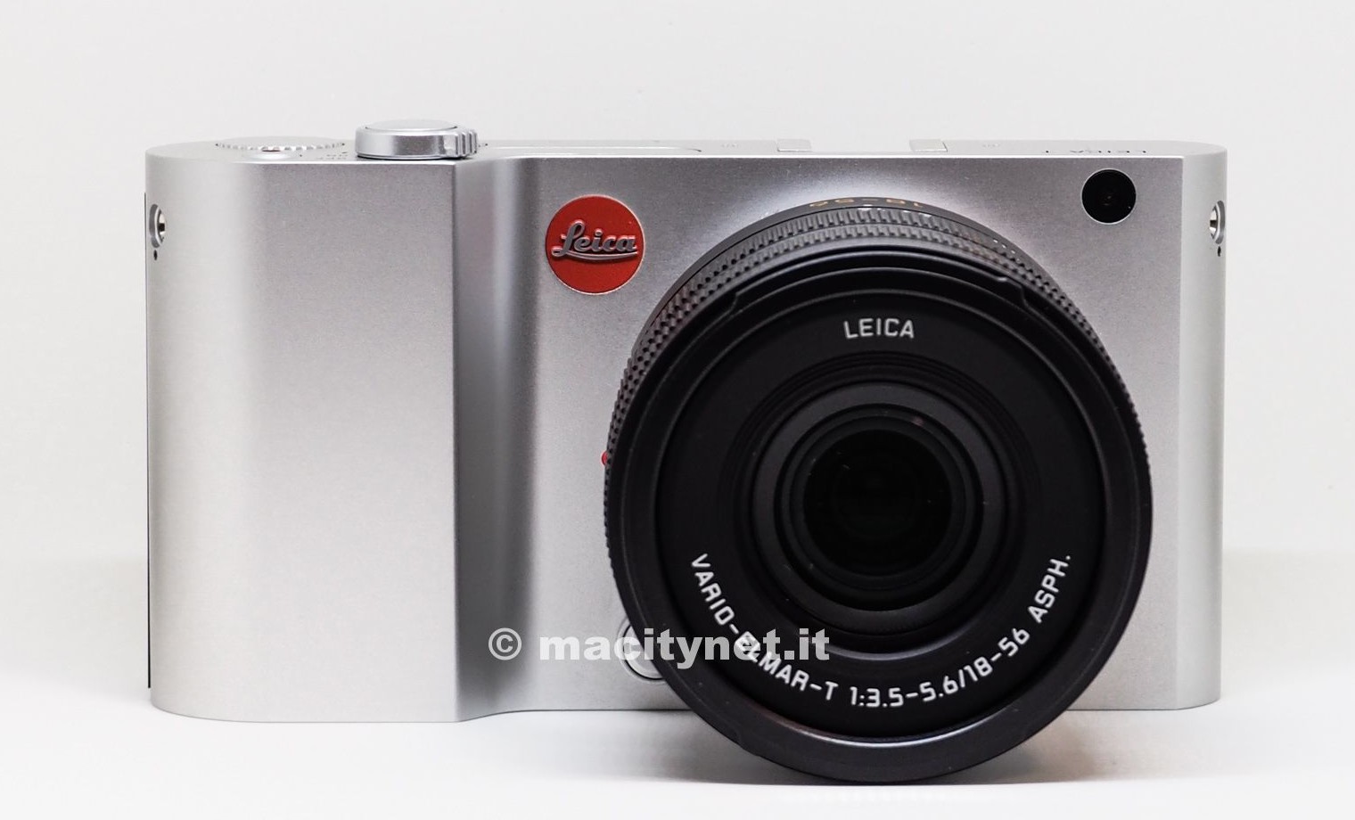 Leica-T-ISO-200-1-8-sec-a-f-63-1