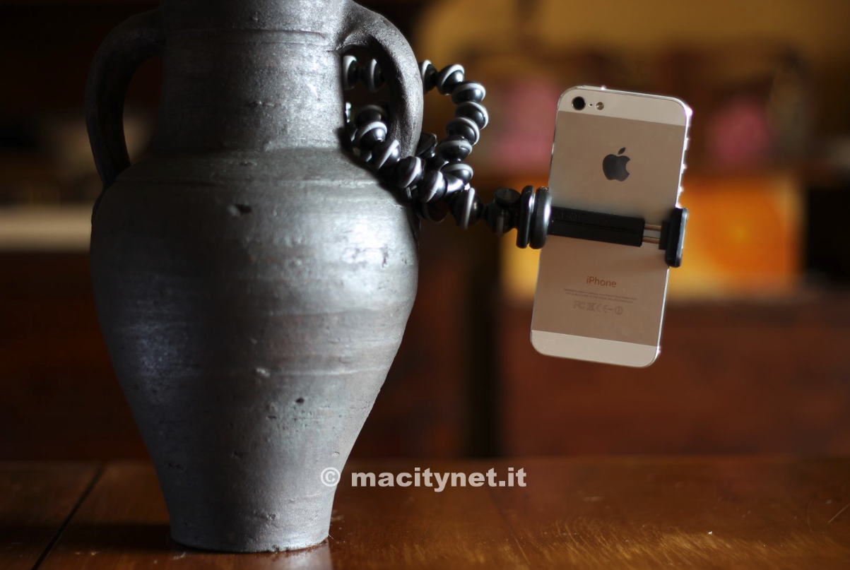 Cavalletto per smartphone