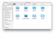 Accesso iCloud direttamente dal Finder. Integrato nel Finder, iCloud Drive permette di archiviare file di qualsiasi tipo nel cloud. Funzione come qualsiasi altra cartella sul Mac, permettendo quindi di trascinarci dentro i documenti, organizzarli con le cartelle e Tag e cercarli utilizzando Spotlight. È possibile accedere a tutti i file di iCloud dal Mac, iPhone, iPad, dal web o anche dai PC con Windows.
