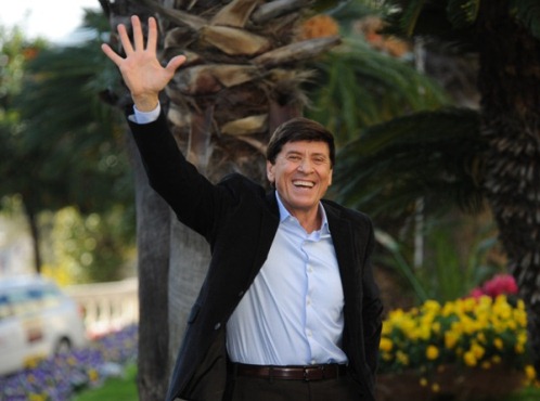 Gianni Morandi: iPhone 6 Plus o iPhone 6?