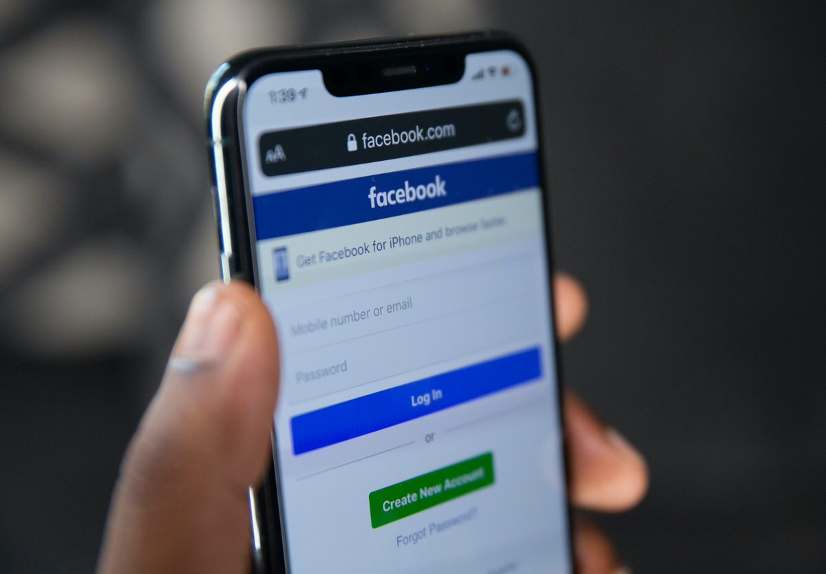 L'Europa potrebbe bloccare gli abbonamenti Facebook e Instagram