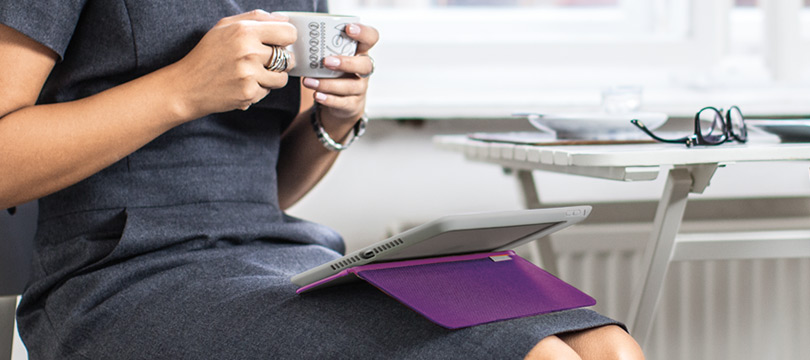 Logitech AnyAngle, una cover regolabile per iPad