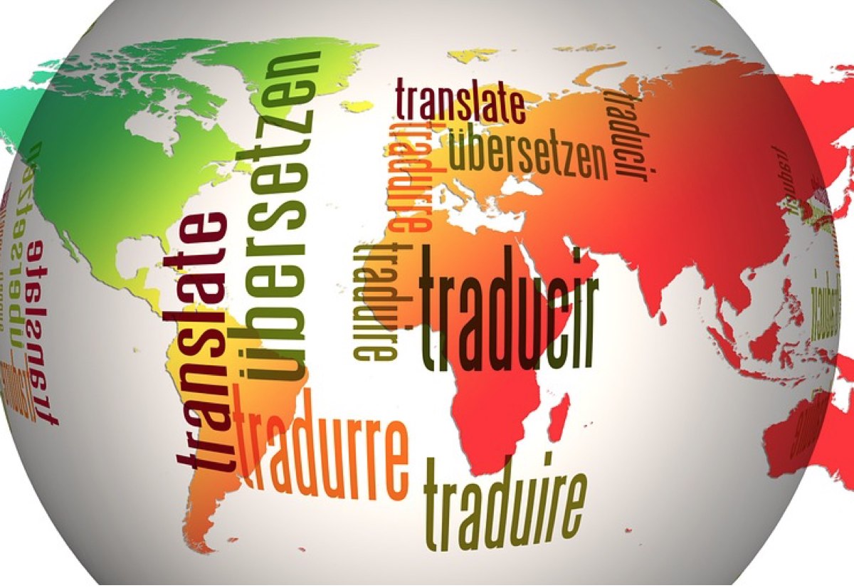 Parla e Traduci: traduce dal vivo con dettatura e pronuncia vocale