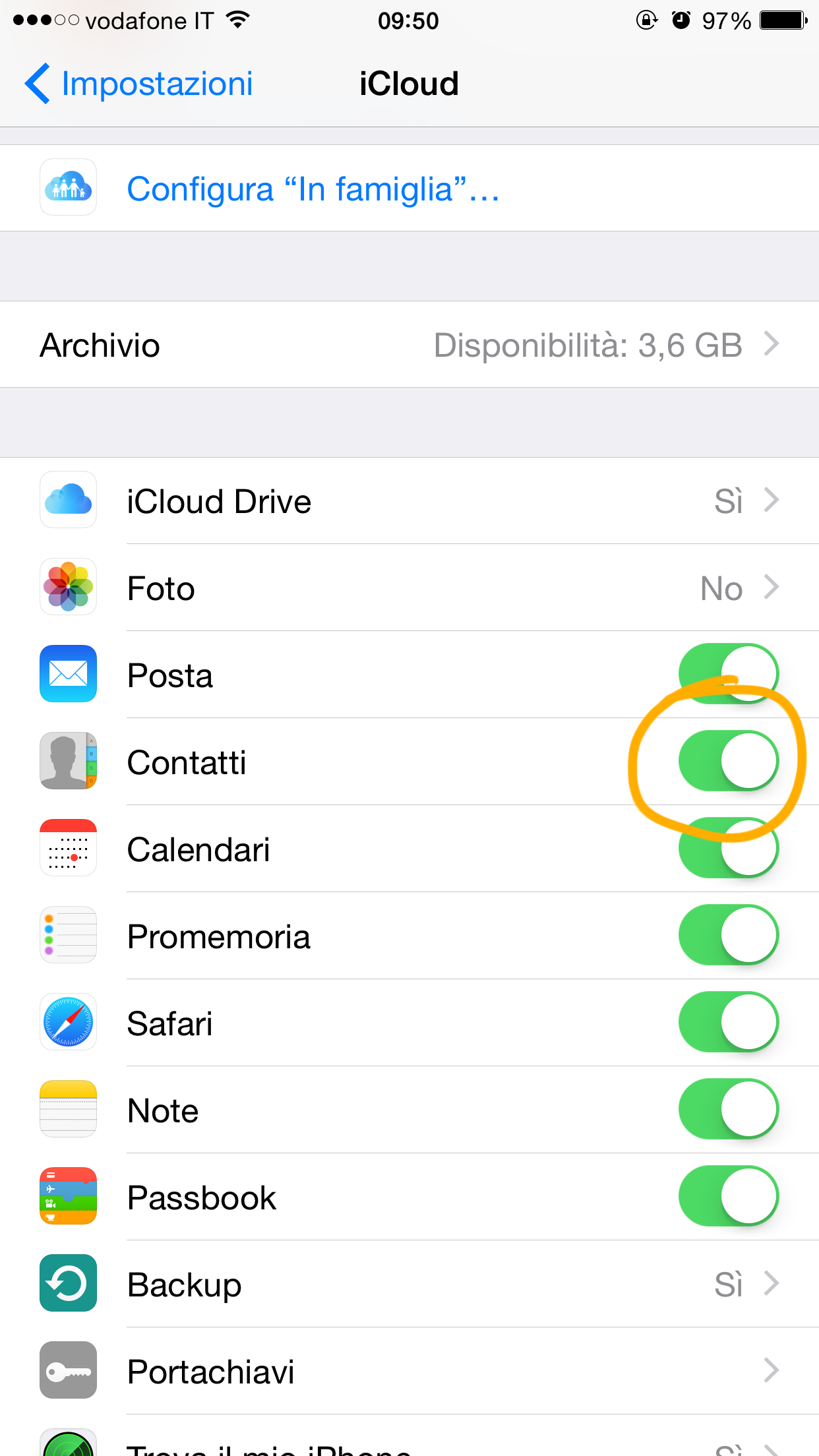 Salvare rubrica iPhone su iCloud