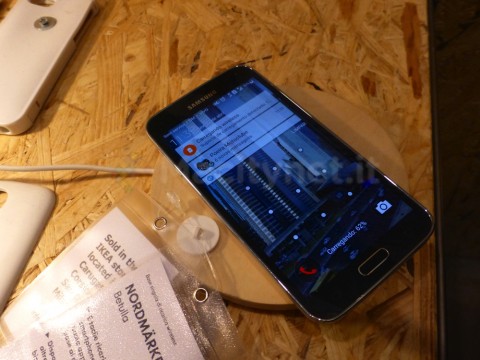 IKEA ricarica wireless milano 8 galaxy