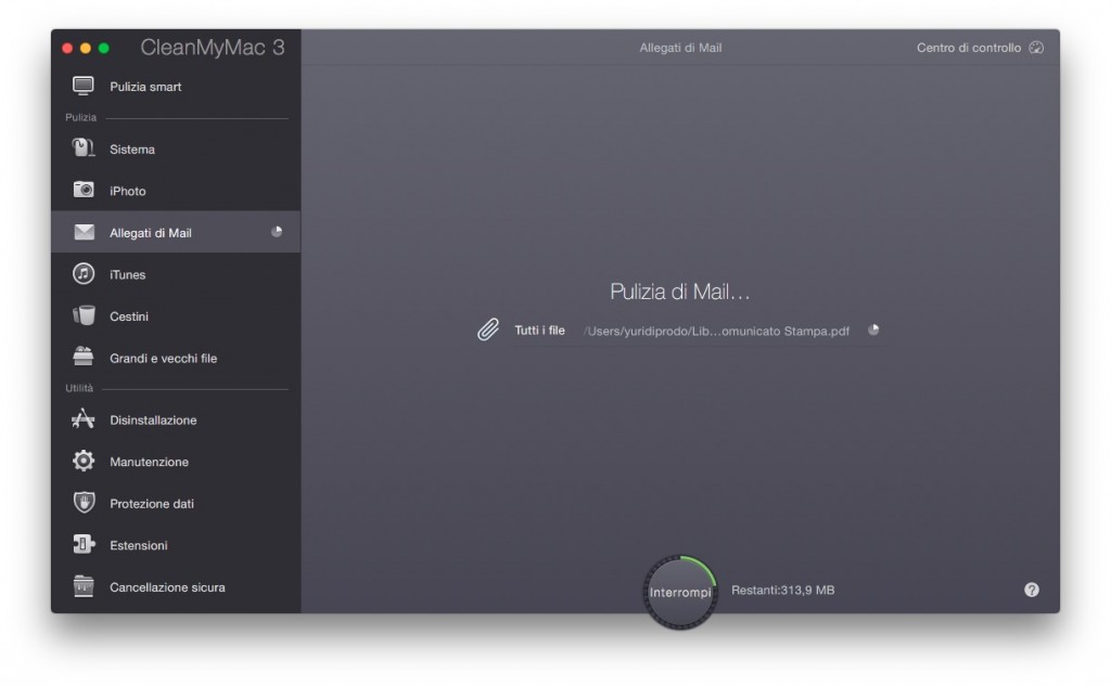 cancellare tutti gli allegati