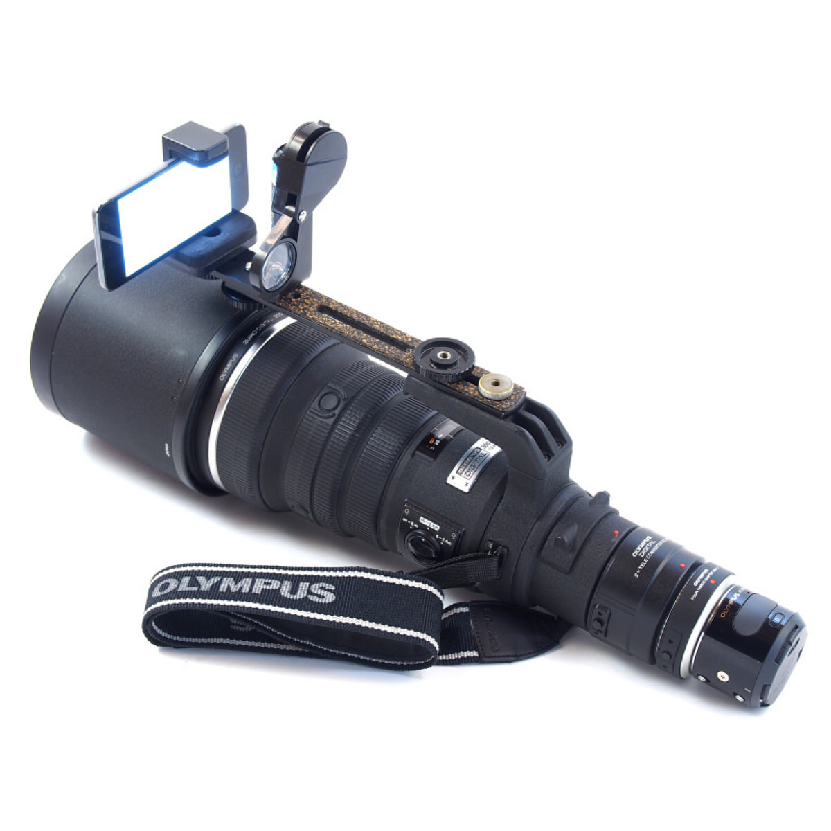 Olympus Air Camera ed iPhone insieme per un “bazooka” fotografico