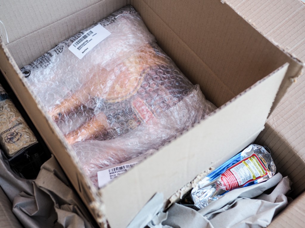 particolare su imballaggio amazon alimenti-7