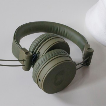 Fresh’n’rebel CAPS