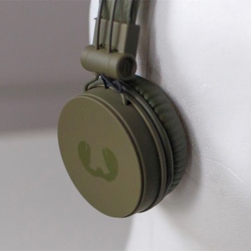 Fresh’n’rebel CAPS