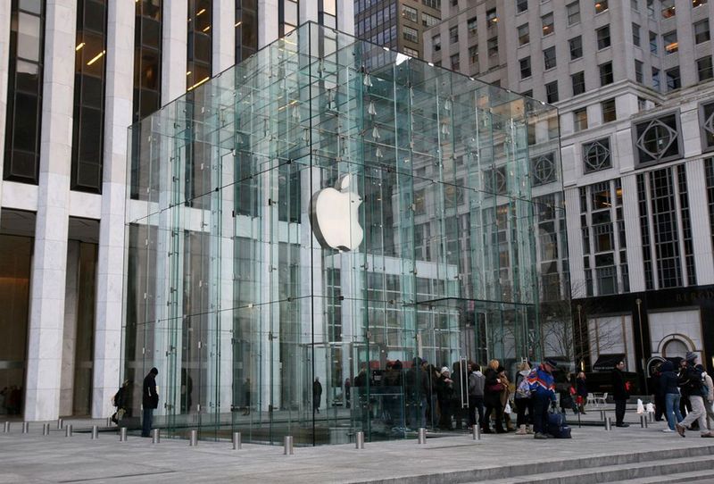 US_New-York-City_Apple_Store_1