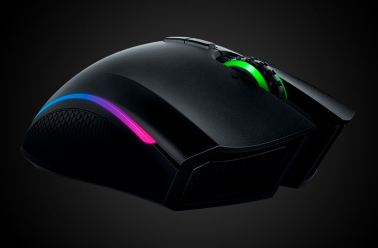 Recensione Razer Mamba con un Mac: il mouse per il gioco che serve anche al professionista