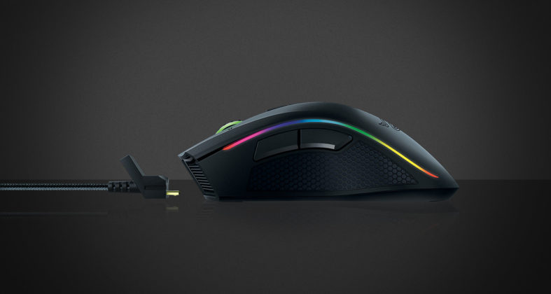 Recensione Razer Mamba con un Mac: il mouse per il gioco che serve anche al professionista