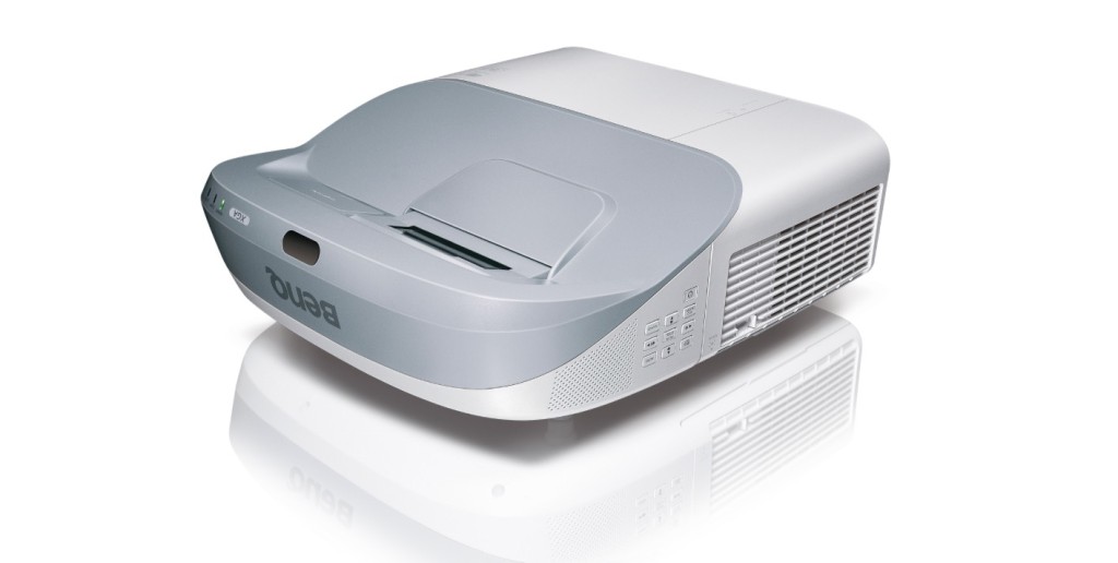 videoproiettori BenQ MW883UST