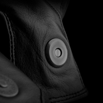 Leather Touchscreen di Mujio