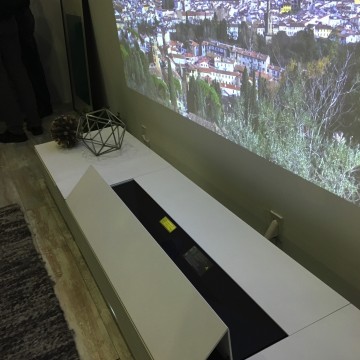 CES 2016 Sony Life Space UX 5