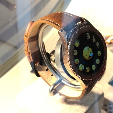 Samsung Gear S2 Classic New Edition ces 4