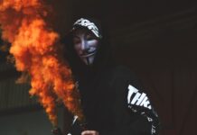 Anonymous dichiara Guerra Totale contro Donald Trump