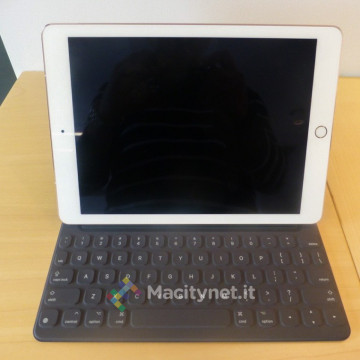 Smart Keyboard per iPad Pro 9.7 pollici