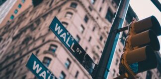 Quanto valgono oggi 1.000 dollari investiti in Apple, Microsoft e IBM nel 1996