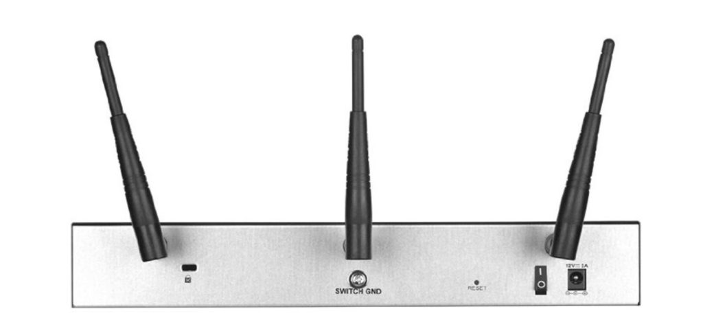 D-Link DSR-1000AC 1