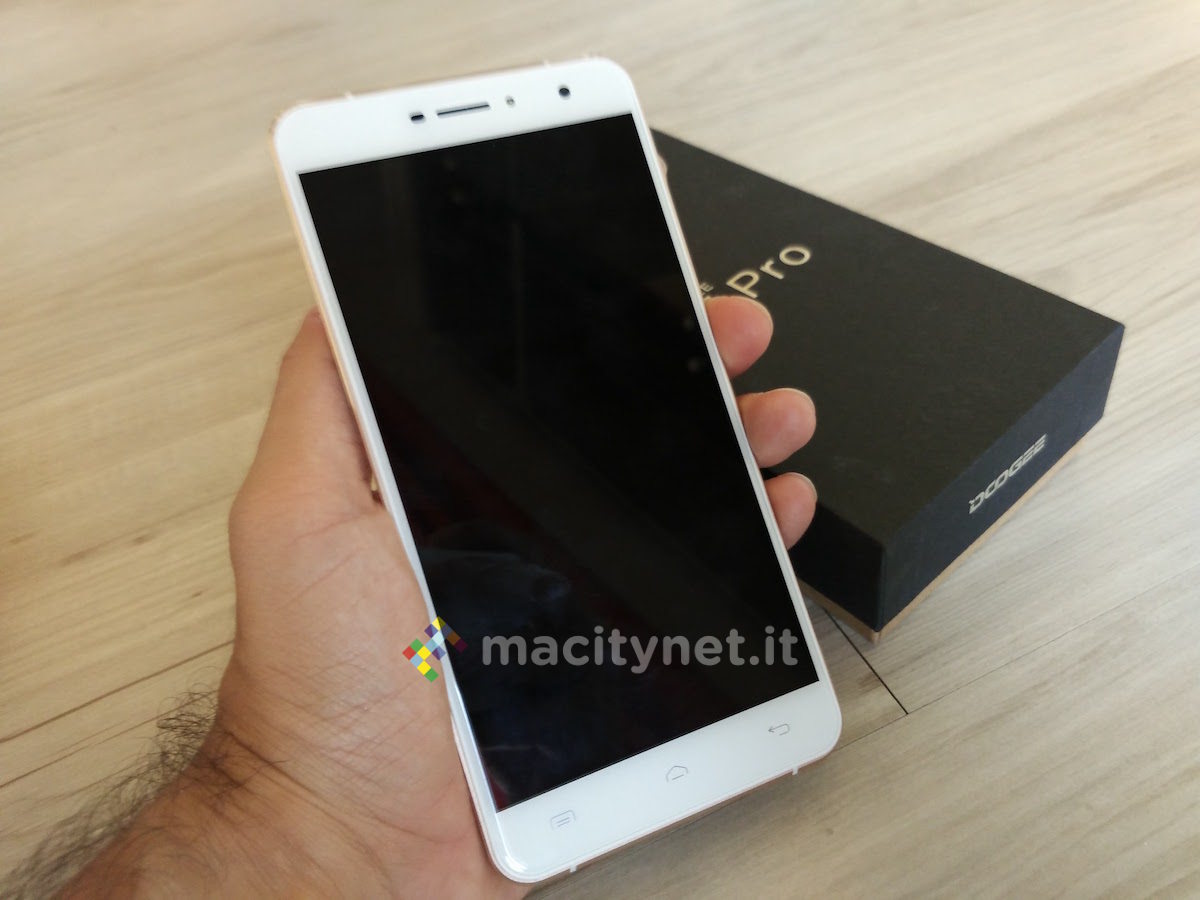 Recensione Doogee F7 Pro, il gigante buono dei phablet Android cinesi