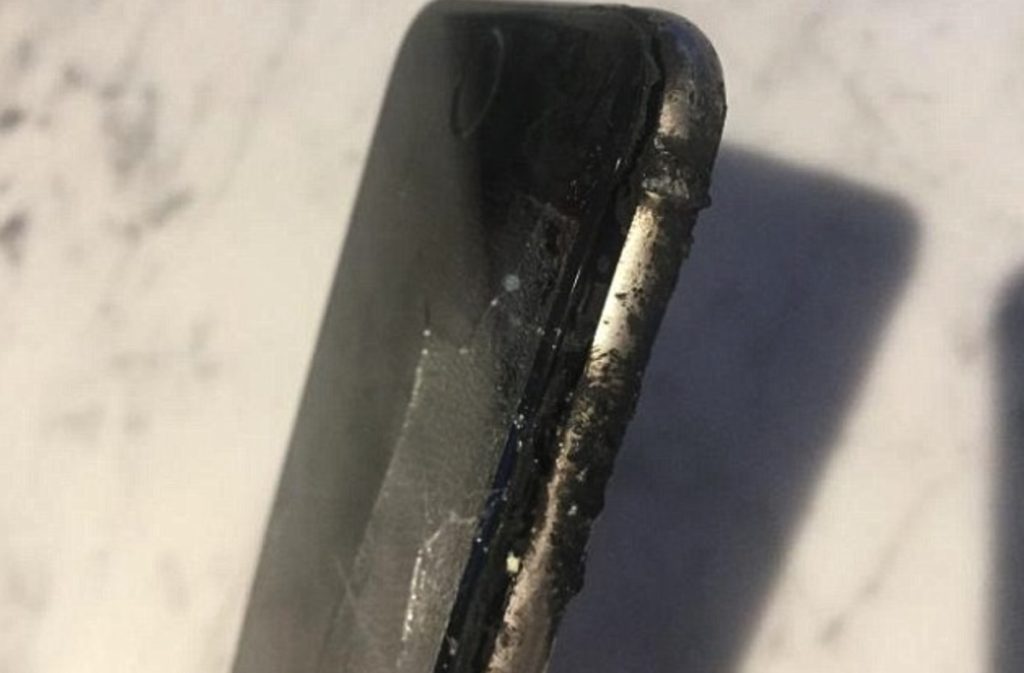 iphone esplode australia 1200