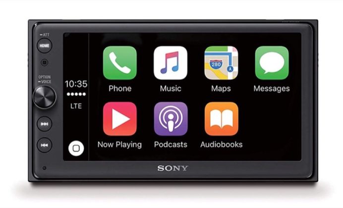 Sony XAV-AX100, un sistema audio per auto compatibile CarPlay