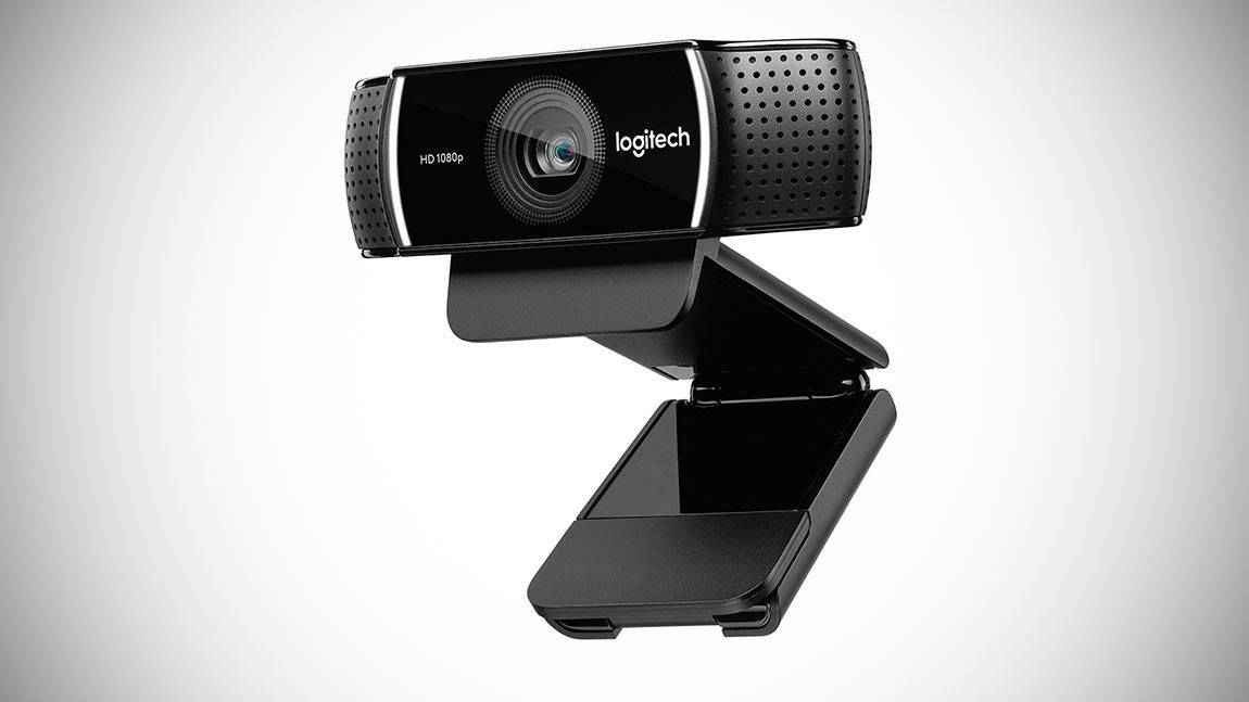 Logitech C922 Pro Stream, la webcam che nasconde lo sfondo Logitech C922 Pro Stream