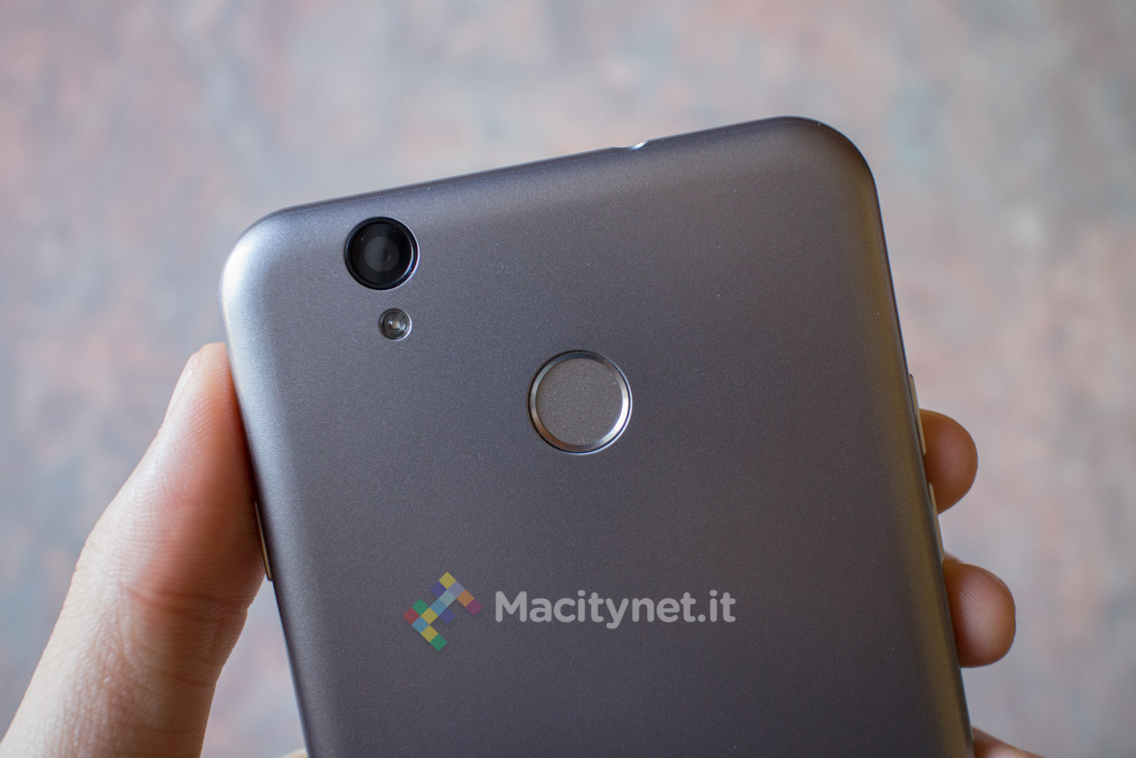 Recensione Oukitel U7 Plus