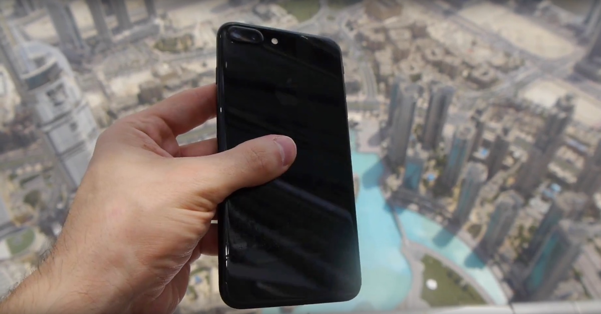 iphone 7 plus jet black burji khalifa