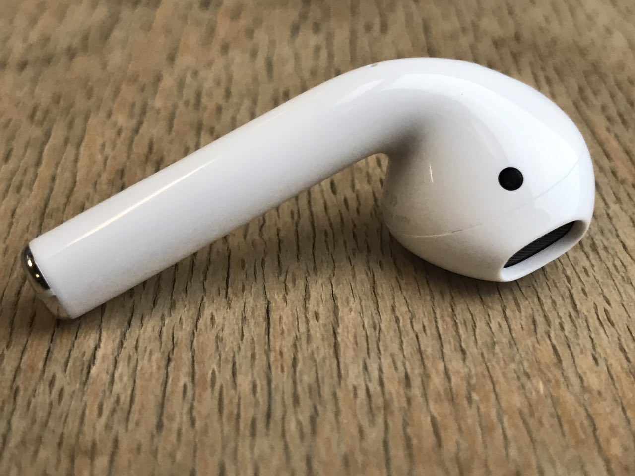 unboxing airpods
