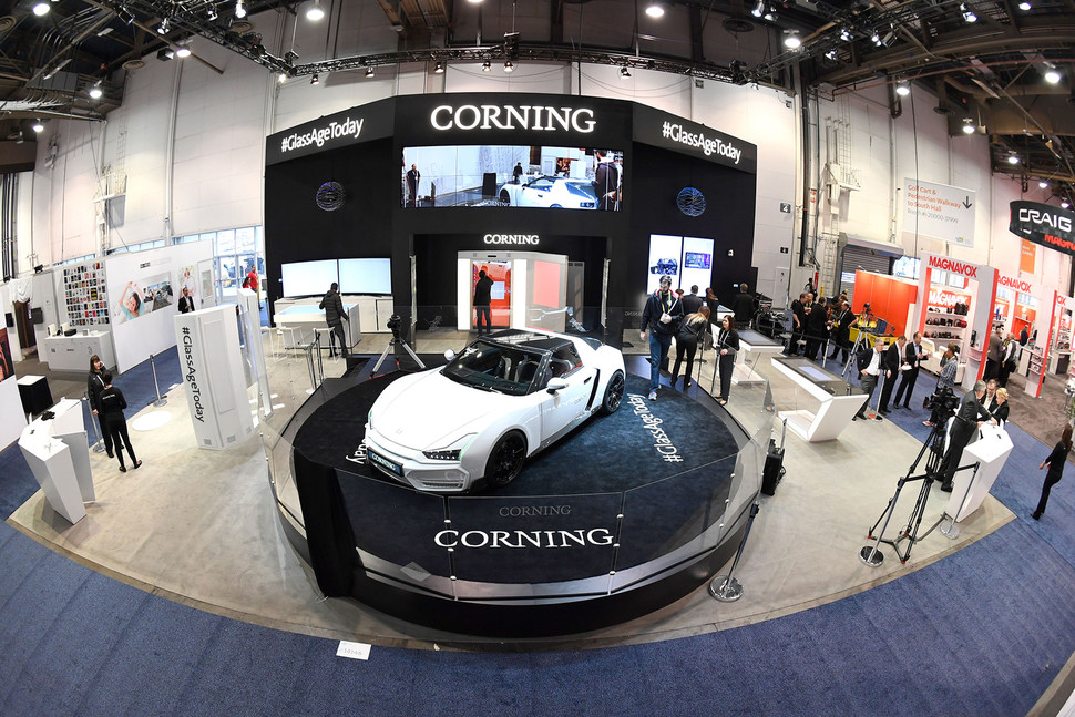 18a_ces2017_booth-970x647-c