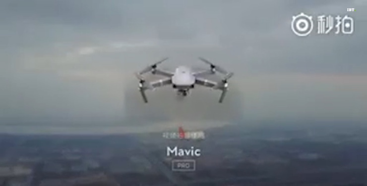 drone sfiora aereo