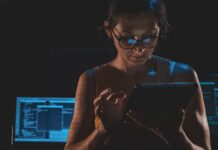 Riconoscimento del volto di iPhone 8 è confermato: lo dice il firmware di Homepod Riconoscimento del volto di iPhone 8 è confermato: lo dice il firmware di Homepod