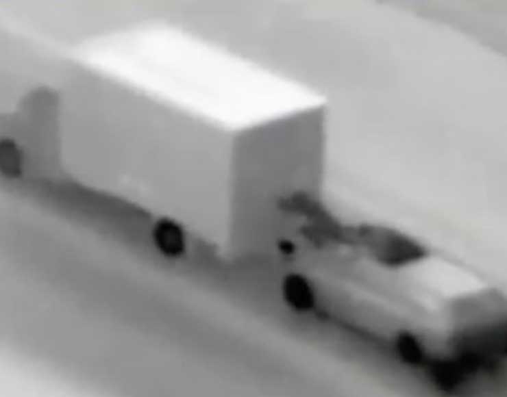 abbordaggio dei camion in movimento