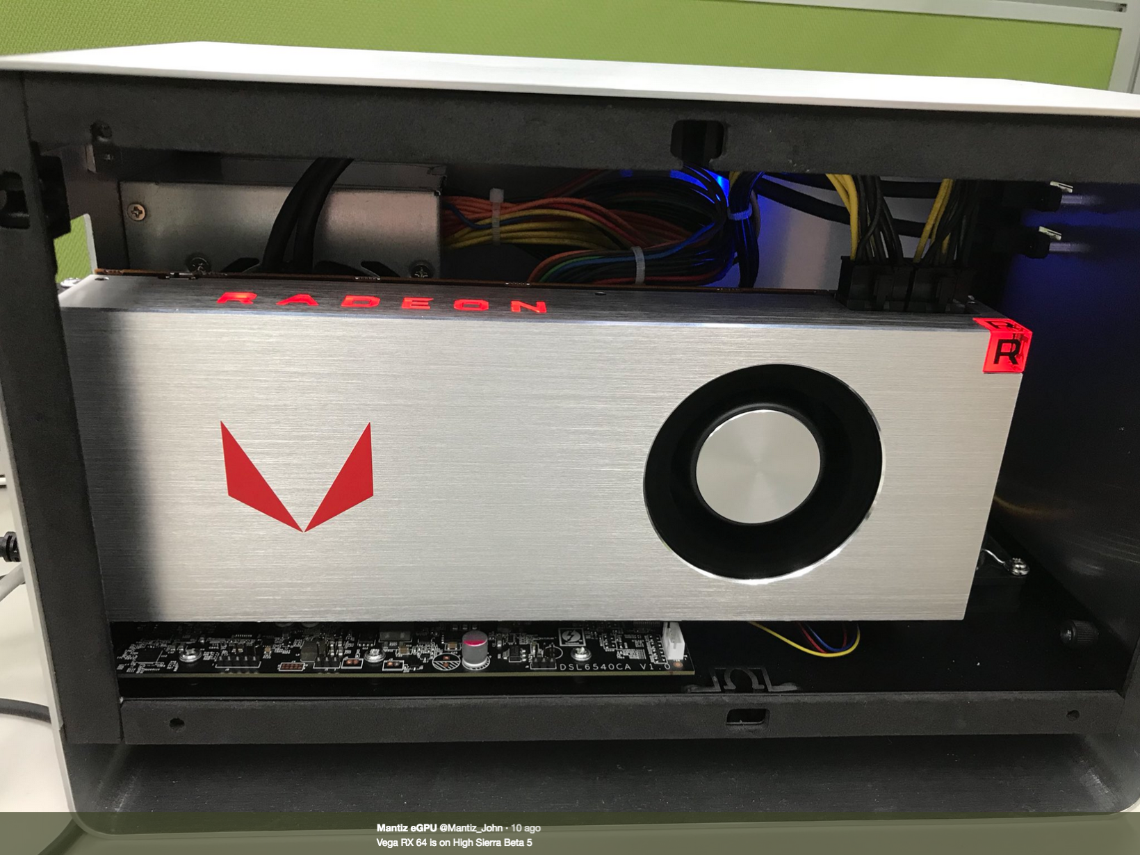 box esterno Thunderbolt 3 mantiz 3