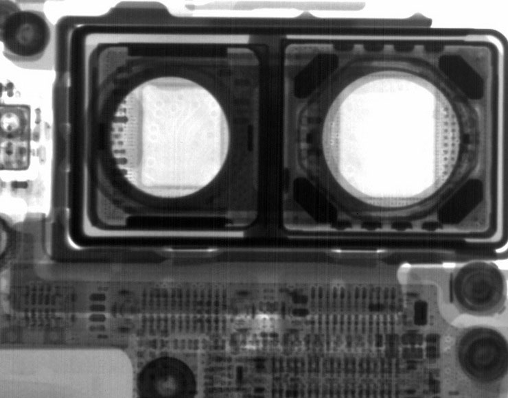 Foto ai raggi X fotocamera iPhone 8 Plus