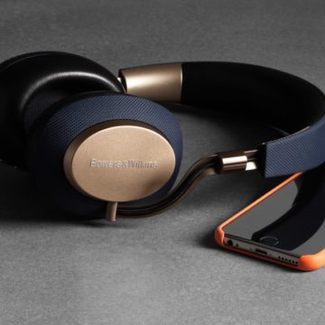 Bowers & Wilkins PX