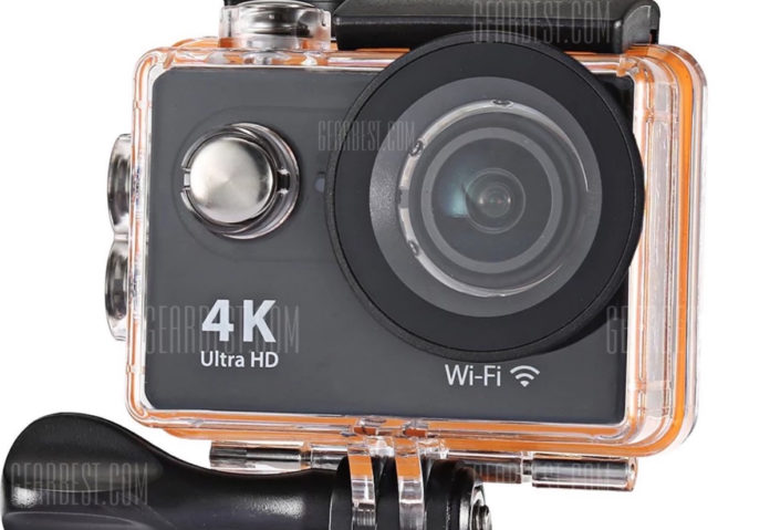 Action Cam con Wi-Fi, registra in 4K: offerta lampo a 40 euro