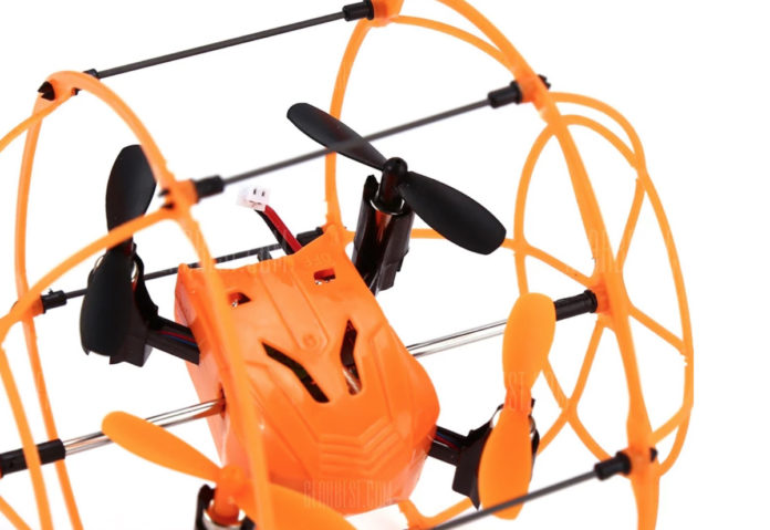 Mini-drone con corazza per giocare e allenarsi con il volo: sconto 19 euro