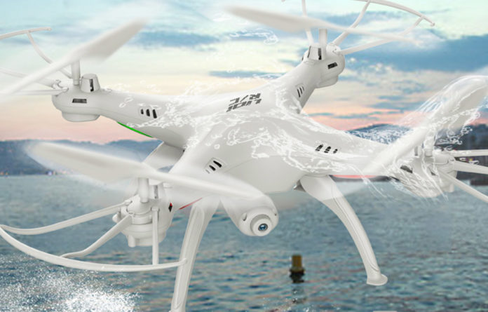 LiDiRC, il drone quadricottero impermeabile in offerta a soli 30 euro