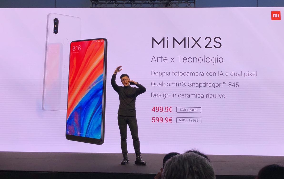xiaomi in italia, foto Xiaomi Mi Mix 2s debutta ufficialmente in Italia, presentato a Milano