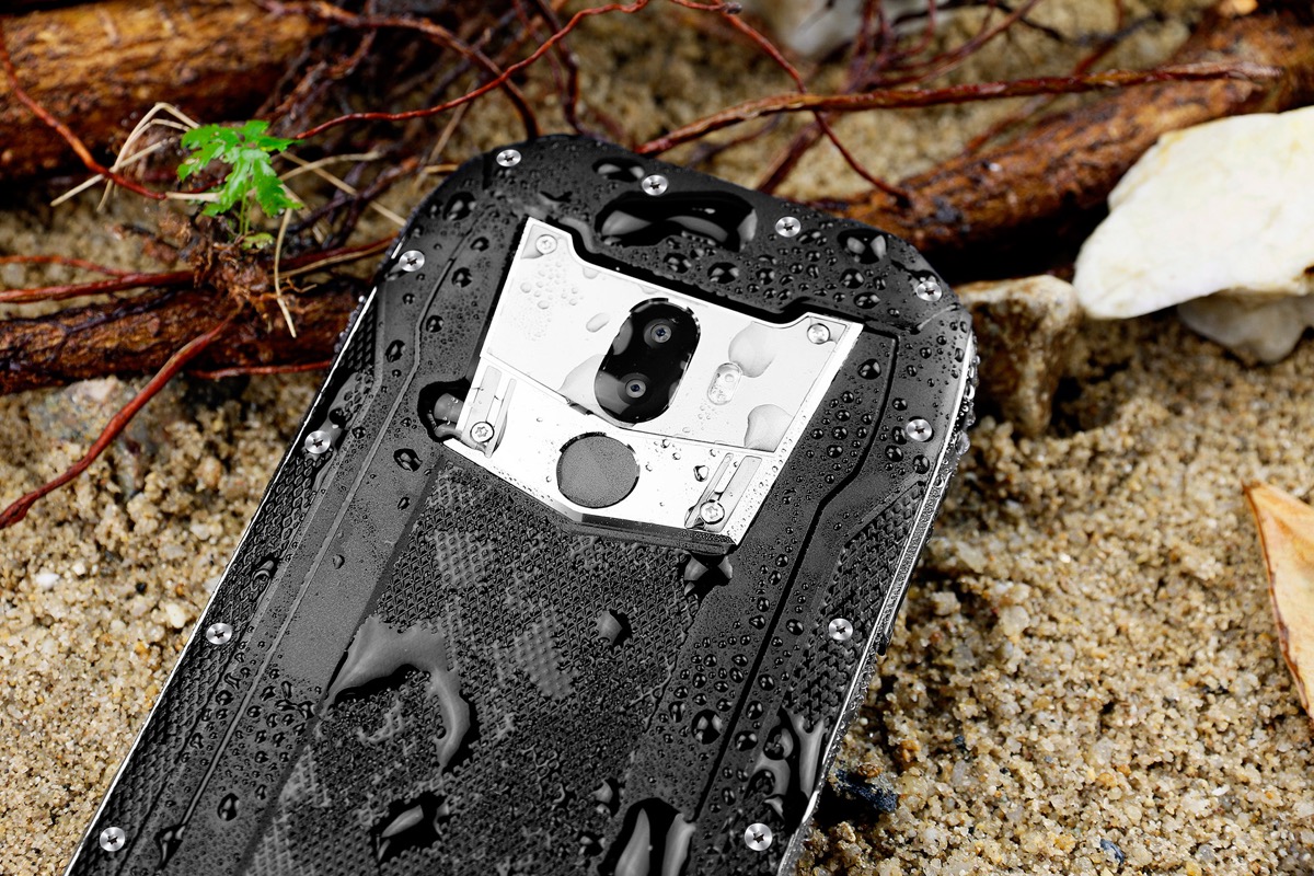 Oukitel WP5000, il mid range più robusto che ci sia Oukitel WP5000, il mid range più robusto che ci sia