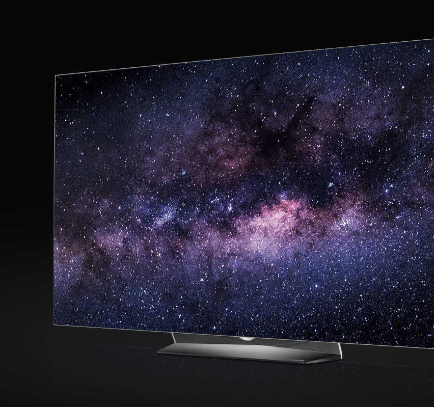 Negli aeroporti in Corea via le TV OLED, si torna alle LCD: problemi di burn-in Il burn-in si può verificare con gli schermi OLED quando si lascia una TV con la stessa identica immagine fissa per molte ore o giorni. Il problema si presenta tipicamente con leggere strisce o banner.