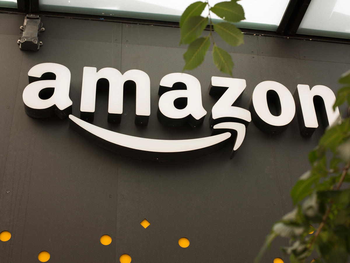 Abusano delle garanzie di Amazon, arrestati