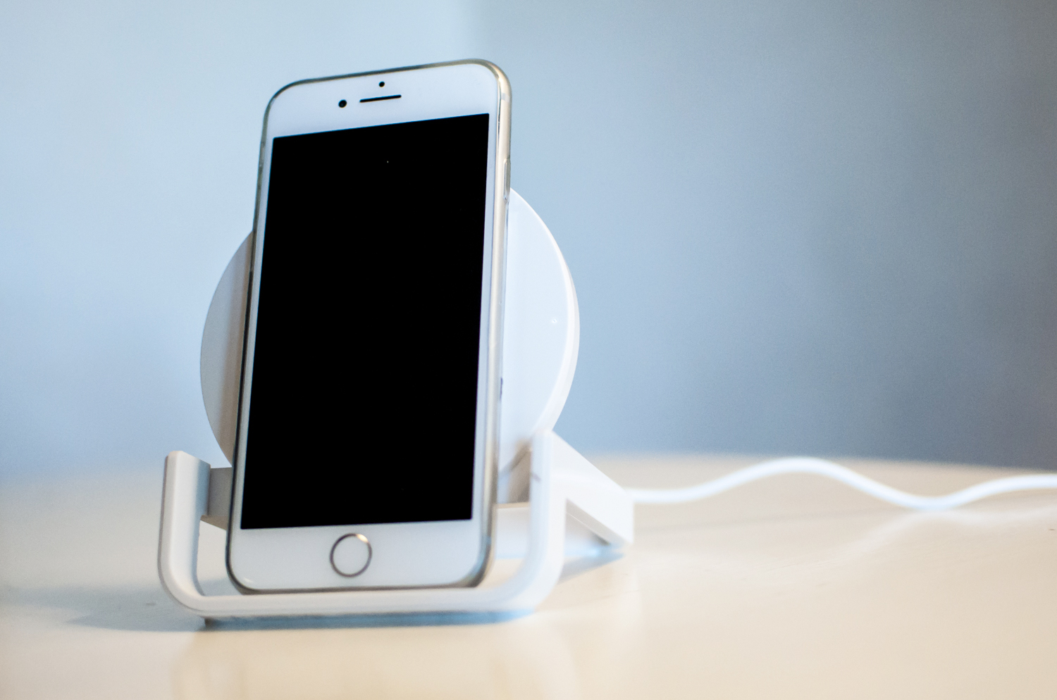 Belkin BOOST UP, in prova il caricabatterie veloce e con stile Belkin BOOST UP, in prova il caricabatterie veloce e con stile