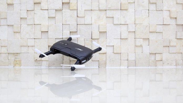 JJRC H37 Mini Baby Elfie, in sconto a soli 19 euro il drone per selfie aerei